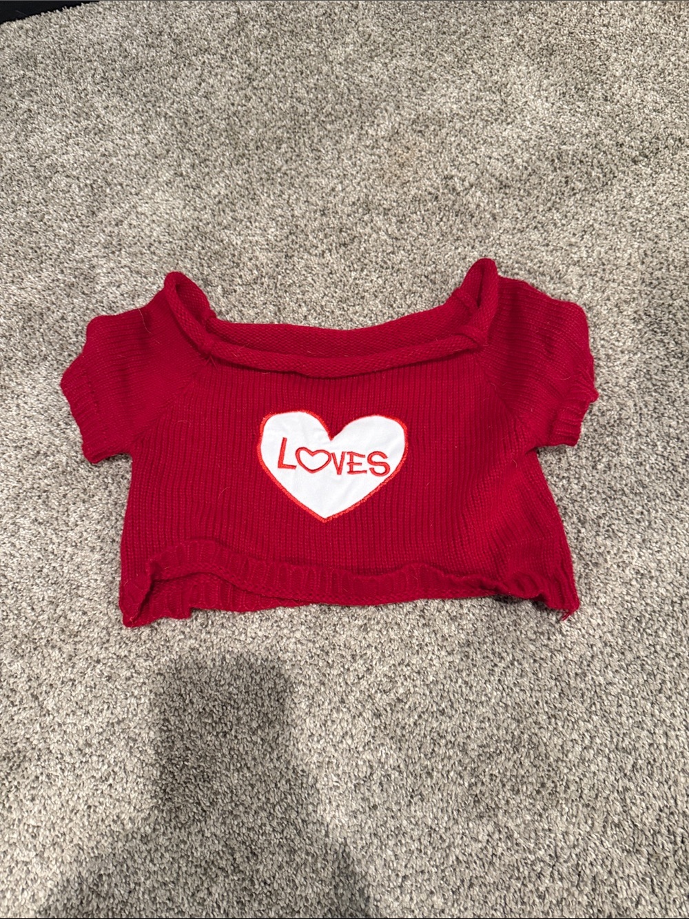 Women's Red 'Loves' Heart Cropped Knit Top